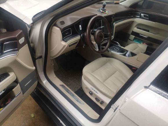 [武汉·鄂A] 二手众泰众泰T7002017款 1.8T 双离合旗舰型