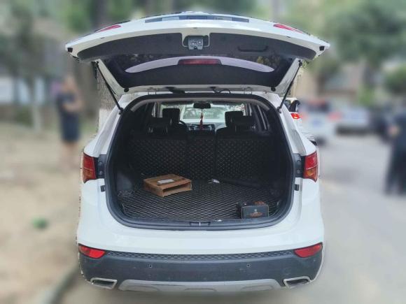 [武汉·鄂A] 二手现代胜达2013款 2.4L 自动两驱智能型