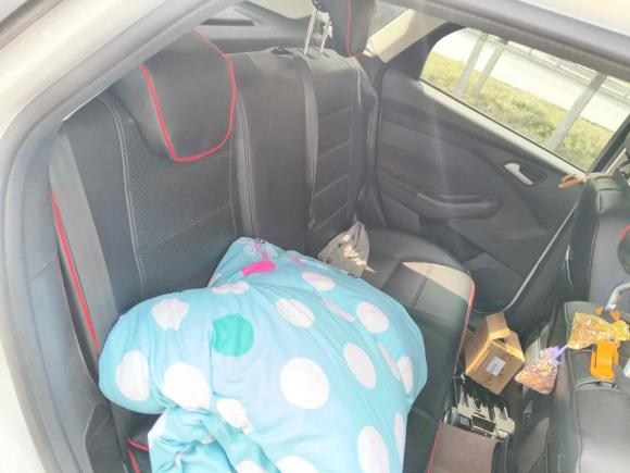 [西安·陕A] 二手福特福克斯2017款 两厢 1.6L 手动舒适型智行版