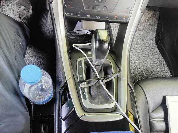 [上海·皖N] 二手福特蒙迪欧2013款 2.0L GTDi200豪华型