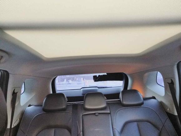 [济南·鲁A] 二手荣威荣威RX52016款 20T 两驱手动旗舰版