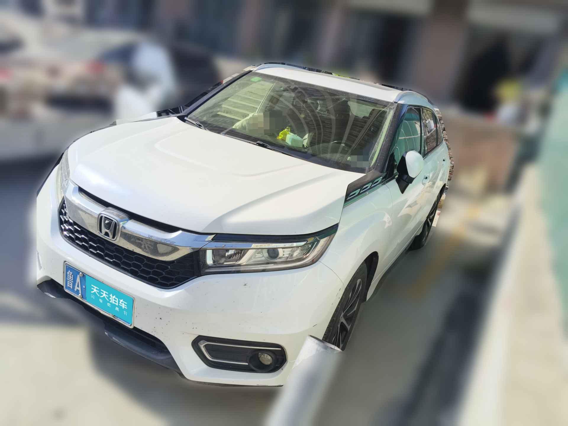 [济南·鲁A] 本田冠道2017款 240TURBO 两驱豪华版