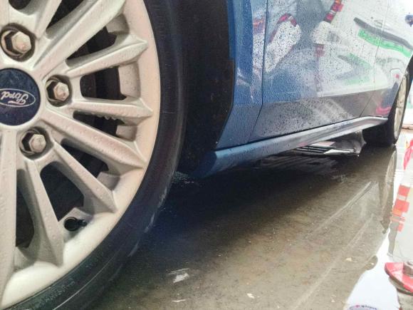 [芜湖·皖B] 二手福特福克斯2020款 三厢 EcoBoost 180 自动锋潮型