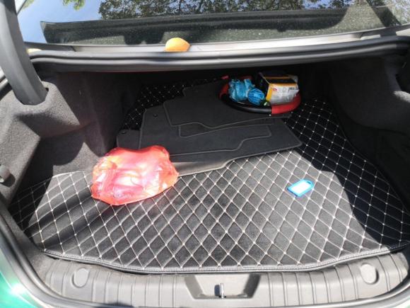 [南昌·赣A] 二手捷豹捷豹XFL2017款 XFL 3.0 SC 340PS 尊享版