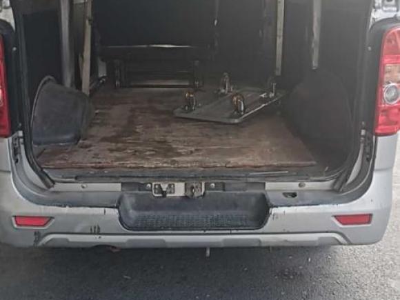 [广州·粤A] 二手长安凯程长安睿行M802019款 1.5L基本型4座单蒸空调国VI平顶背掀门DAM15KR