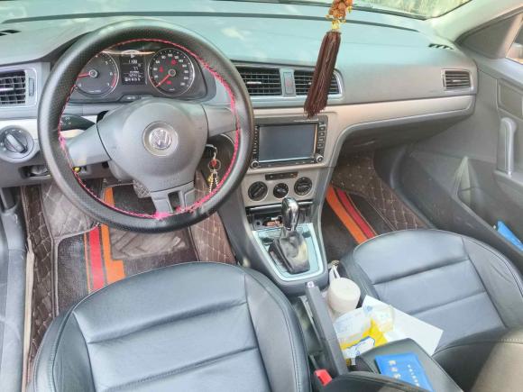 [济南·鲁A] 二手大众朗逸2013款 1.6L 自动舒适版