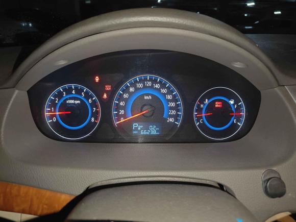 [上海·沪L] 二手现代领翔2009款 2.0L AT DLX