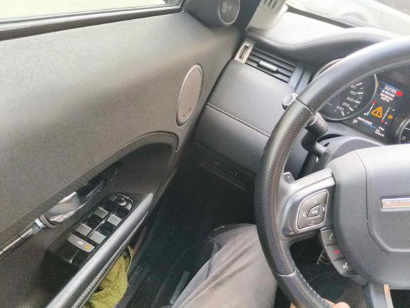 [义乌·浙G] 二手路虎揽胜极光2013款 2.0T 5门耀动版