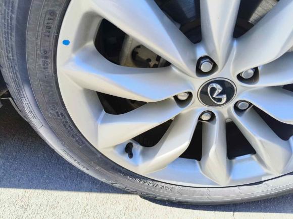 [广州·粤A] 二手英菲尼迪英菲尼迪QX502018款 2.0T 四驱菁英版