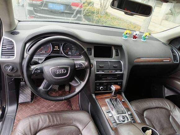 [武汉·鄂A] 二手奥迪奥迪Q72012款 3.0 TFSI 舒适型(200kW)