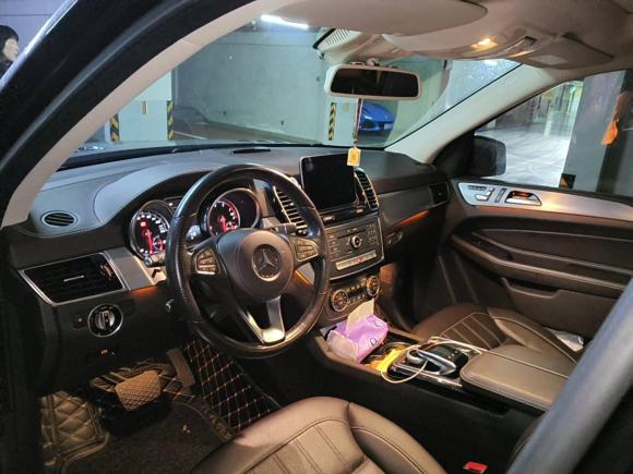 [上海·沪D] 二手奔驰奔驰GLS2017款 GLS 400 4MATIC动感型