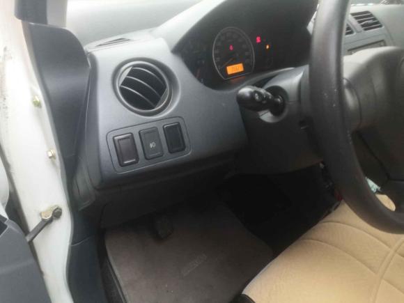 [南京·苏A] 二手铃木雨燕2013款 1.3L 手动超值版