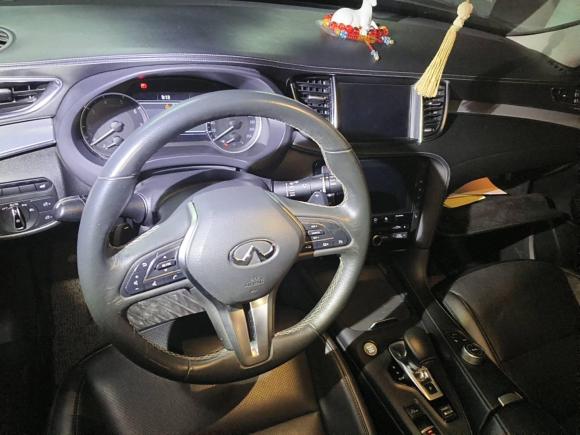 [武汉·鄂A] 二手英菲尼迪英菲尼迪QX502018款 2.0T 两驱时尚版