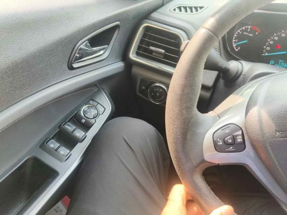 [上海·闽D] 二手福特福睿斯2015款 1.5L 自动时尚型