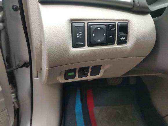 [深圳·粤P] 二手日产轩逸2012款 1.6XE CVT舒适版