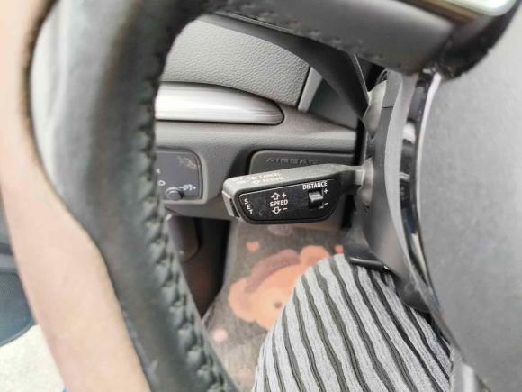 [南京·苏A] 二手奥迪奥迪A32016款 Sportback 35 TFSI 领英型