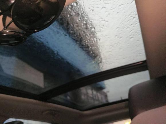 [上海·沪B] 二手起亚佳乐2013款 2.0L 7座自动舒适版 国IV