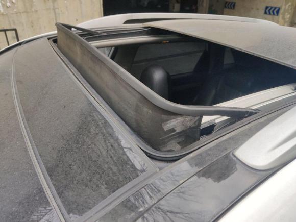 [成都·川A] 二手起亚索兰托2013款 2.4L 7座汽油豪华版