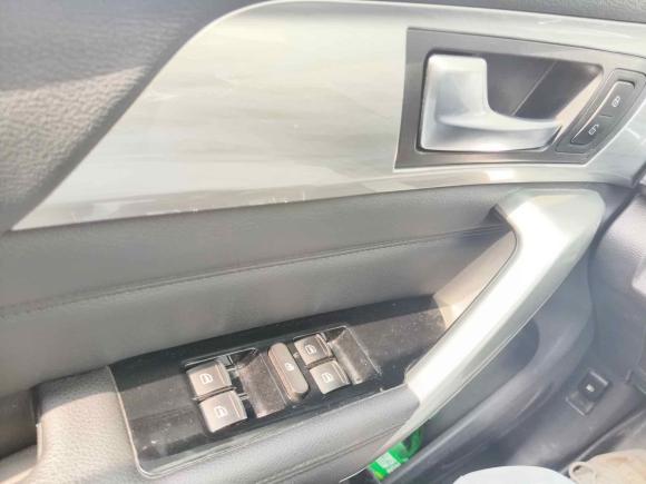 [武汉·鄂A] 二手哈弗哈弗H22017款 红标 1.5T 自动两驱豪华型