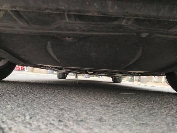 [南京·苏A] 二手标致标致5082012款 2.0L 自动天窗经典版