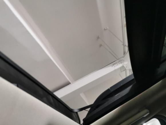 [上海·沪A] 二手路虎神行者22012款 2.0T Si4 HSE汽油版