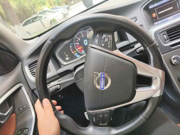 [上海·沪E] 二手沃尔沃沃尔沃V602014款 T5 智雅版