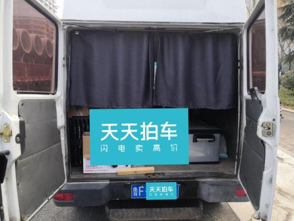 [济南·鲁F] 二手依维柯依维柯得意2012款 2.5T-A35物流1版中顶