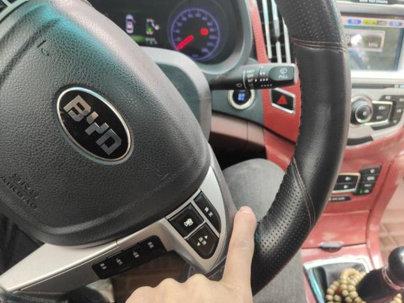 [苏州·陕A] 二手比亚迪速锐2018款 1.5L 手动尊享型