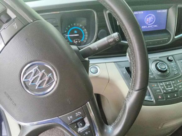 [北京·京J] 二手别克别克GL82011款 3.0L GT豪华商务豪雅版