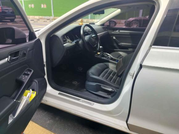 [广州·赣F] 二手大众凌渡2017款 280TSI DSG舒适版