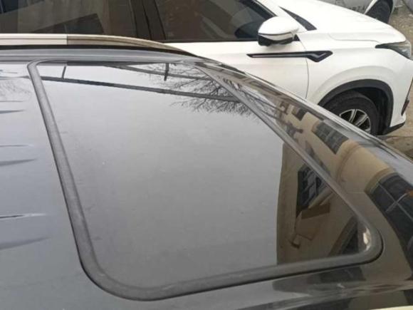 [南京·苏A] 二手东风风光风光5802016款 1.5T CVT豪华型