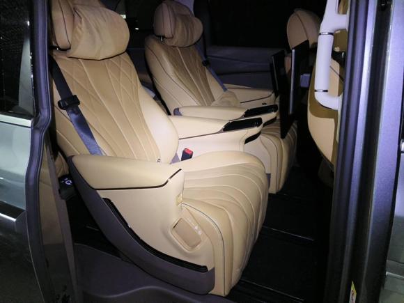 [深圳·粤B] 二手腾势腾势D92022款 DM-i 970 四驱旗舰型