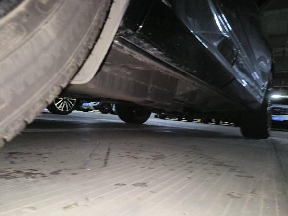 [深圳·粤B] 二手雪佛兰开拓者2022款 轻混 650T RS Twin-Clutch四驱7座 擎版