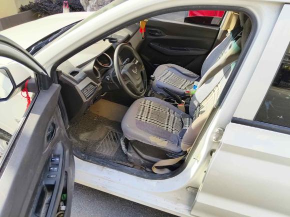 [无锡·苏B] 二手五菱汽车五菱宏光2018款 1.5L S标准型L2B