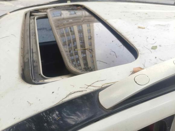 [南昌·赣A] 二手哈弗哈弗H62015款 改款 运动版 1.5T 手动两驱精英型