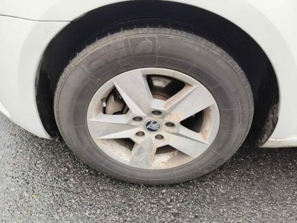 [成都·川A] 二手斯柯达明锐2017款 经典款 1.6L 手动标准版