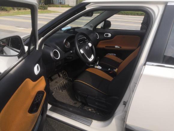 [无锡·苏B] 二手名爵名爵3SW2015款 1.5L AMT精英型