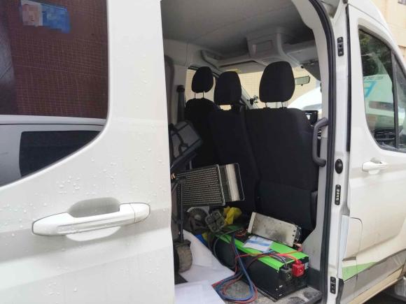 [成都·川G] 二手上汽大通MAXUS新途V902022款 2.0T AMT运杰前驱短轴中顶后单胎6座