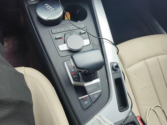 [嘉兴·浙F] 二手奥迪奥迪A4L2017款 40 TFSI 时尚型