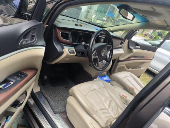 [上海·沪N] 二手别克别克GL82014款 2.4L LT豪华商务行政版