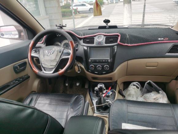 [宁波·浙B] 二手五菱汽车五菱宏光2014款 1.5L S豪华型