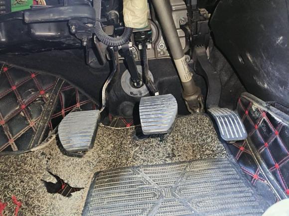 [合肥·皖A] 二手雪铁龙雪铁龙C3-XR2015款 1.6L 手动先锋型