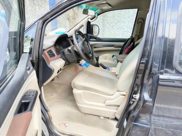 [广州·粤H] 二手东风风行菱智2017款 M5 1.6L 标准型