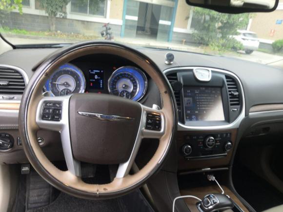[杭州·浙B] 二手克莱斯勒克莱斯勒300C2014款 3.0L 卓越版