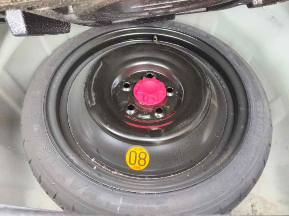 [上海·沪C] 二手丰田雷凌2019款 双擎 1.8H E-CVT豪华版 国VI