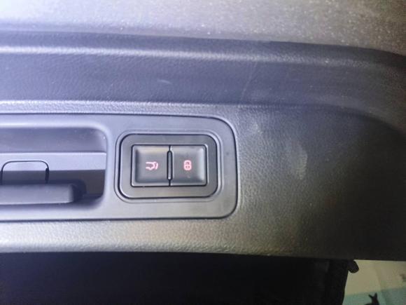 [深圳·粤B] 二手比亚迪宋PLUS新能源2021款 DM-i 110KM 旗舰PLUS 5G版