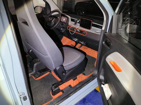 [武汉·鄂A] 二手五菱汽车宏光MINIEV2021款 马卡龙时尚款 磷酸铁锂