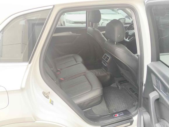 [南京·苏H] 二手奥迪奥迪Q5L2020款 改款 40 TFSI 荣享时尚型