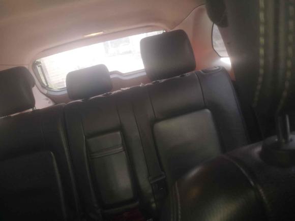 [温州·浙C] 二手雪佛兰科帕奇2011款 2.4 AT 7座豪华版