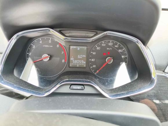 [无锡·苏B] 二手宝骏宝骏3102017款 1.5L 手动豪华型